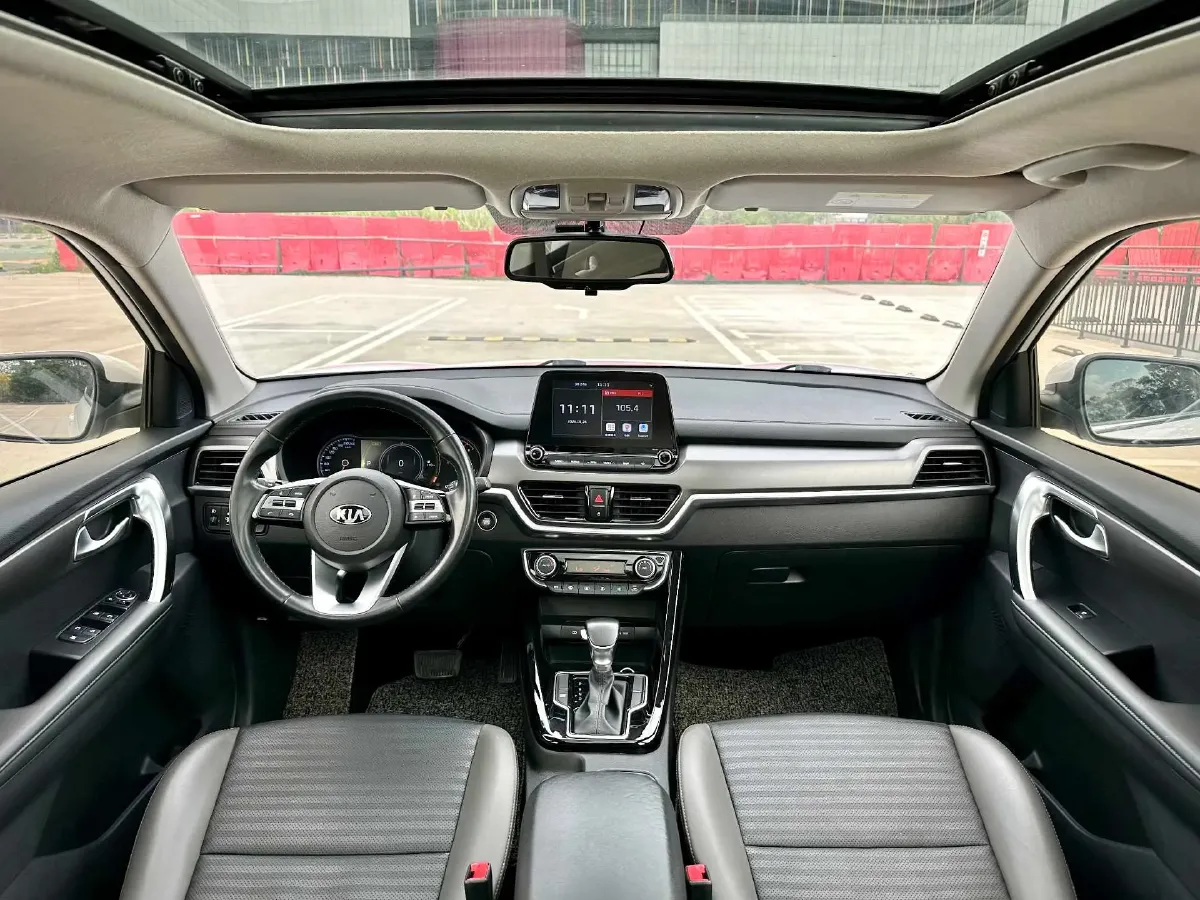 2018 Kia Sportage R 2.0L 160HP L4 6AT,autocango,china used car exporter,china ev exporter,chinese used car exporter,chinese used ev exporter