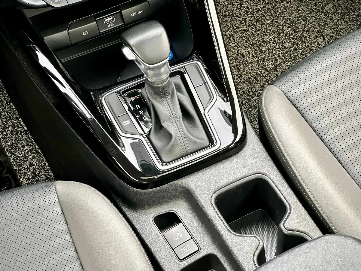 2018 Kia Sportage R 2.0L 160HP L4 6AT,autocango,china used car exporter,china ev exporter,chinese used car exporter,chinese used ev exporter