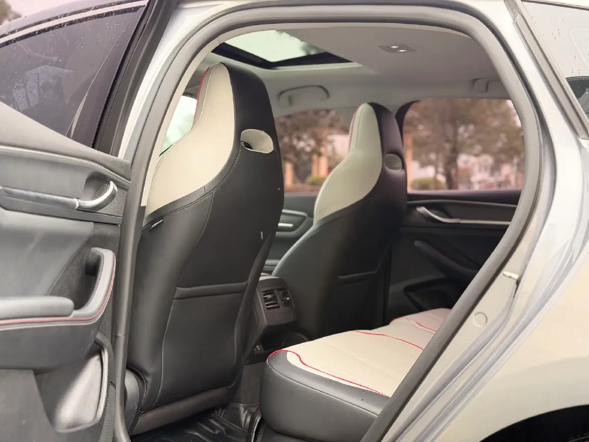 2022 Foton Grand General G7 2.0T 163HP L4 8AT,autocango,china used car exporter,china ev exporter,chinese used car exporter,chinese used ev exporter