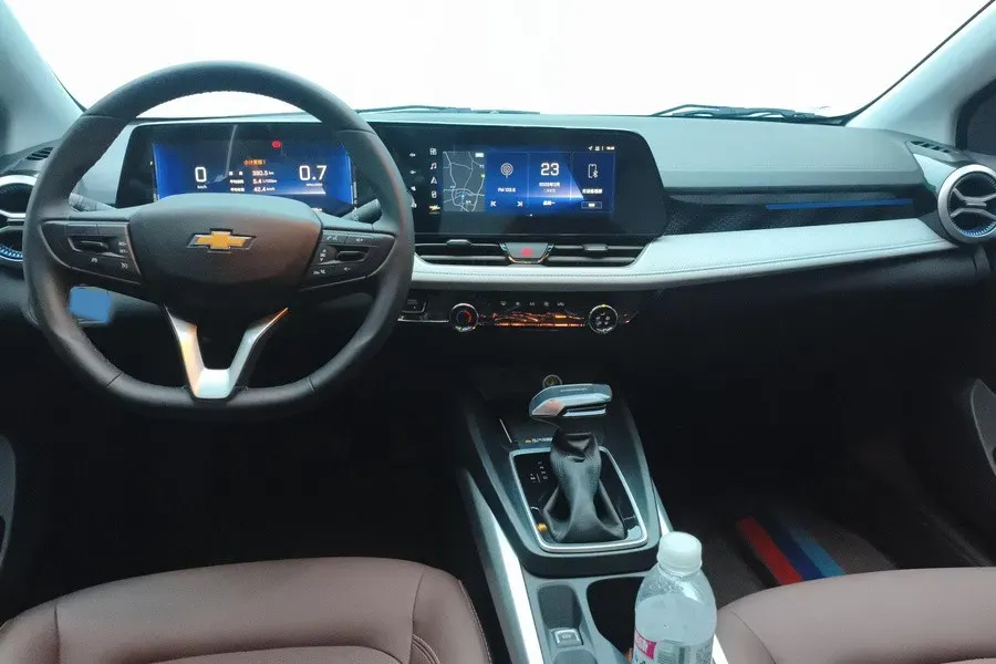 2024 Chevrolet Monza 1.5L 113HP L4 6DCT,autocango,china used car exporter,china ev exporter,chinese used car exporter,chinese used ev exporter