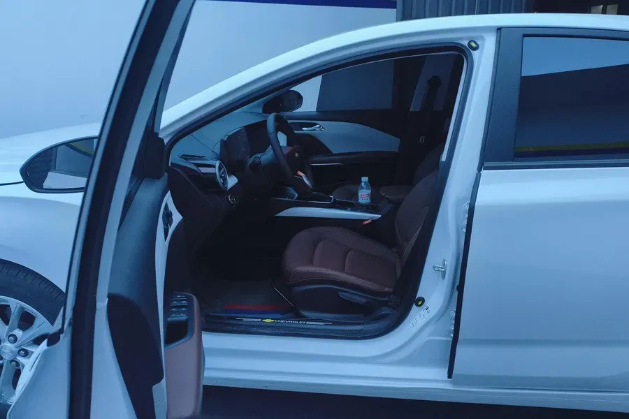 2024 Chevrolet Monza 1.5L 113HP L4 6DCT,autocango,china used car exporter,china ev exporter,chinese used car exporter,chinese used ev exporter