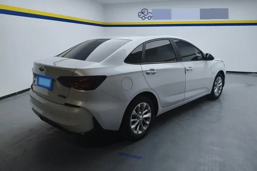 2024 Chevrolet Monza 1.5L 113HP L4 6DCT,autocango,china used car exporter,china ev exporter,chinese used car exporter,chinese used ev exporter
