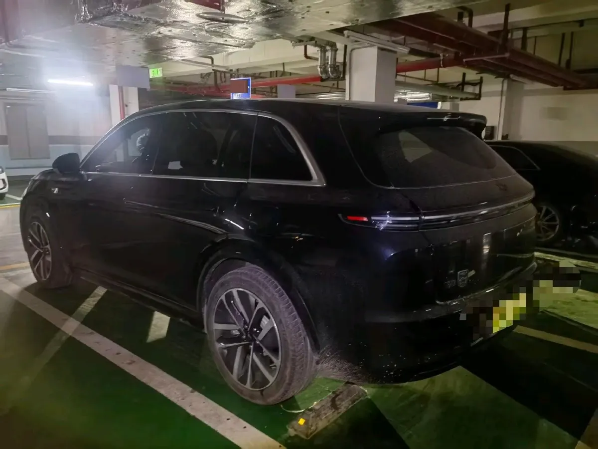 2023 Li L7 Range Extended 154HP REEV 40.9KWH,autocango,china used car exporter,china ev exporter,chinese used car exporter,chinese used ev exporter