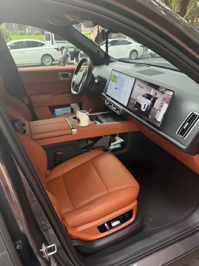 2022 Li L9 Range Extended 154HP REEV 42.6KWH,autocango,china used car exporter,china ev exporter,chinese used car exporter,chinese used ev exporter