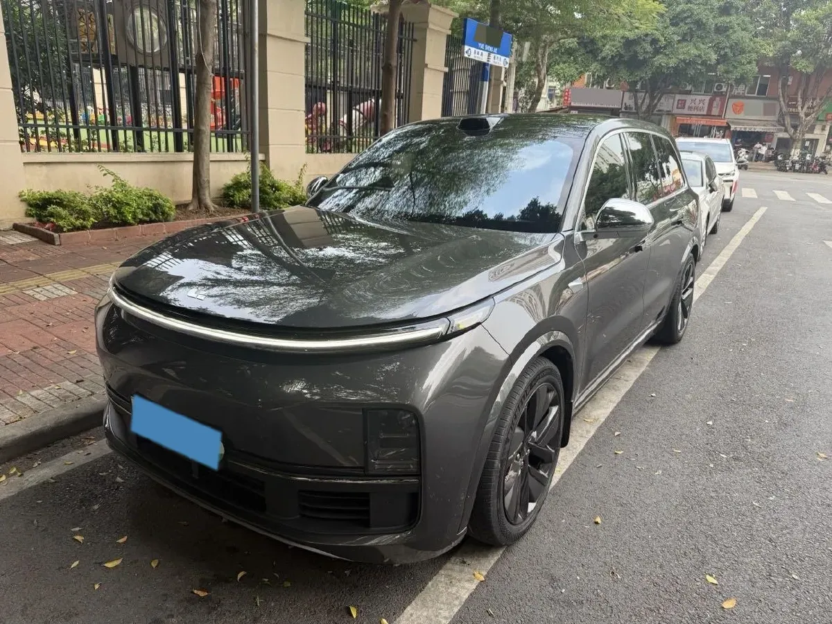 2022 Li L9 Range Extended 154HP REEV 42.6KWH,autocango,china used car exporter,china ev exporter,chinese used car exporter,chinese used ev exporter