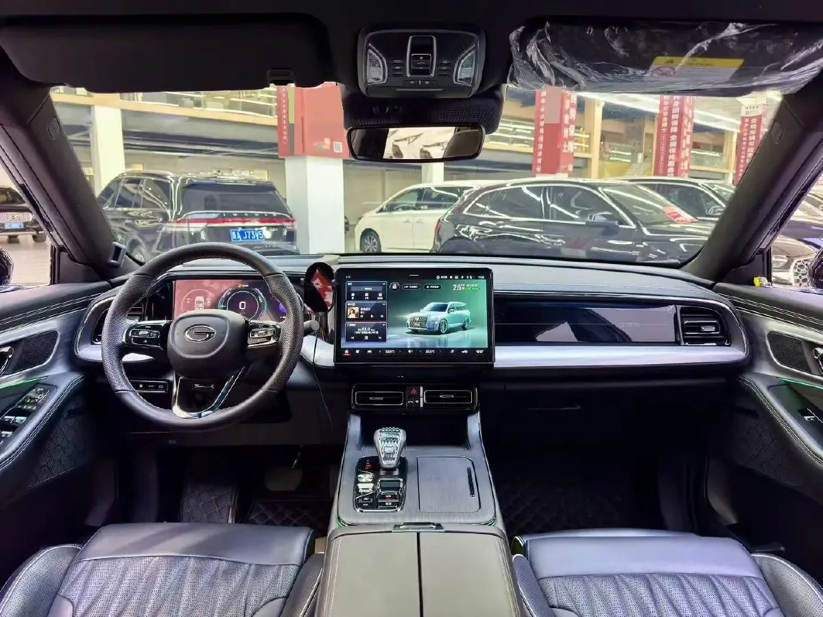 2024 GAC Trumpchi GS8 2.0T 252HP L4 8AT,autocango,china used car exporter,china ev exporter,chinese used car exporter,chinese used ev exporter