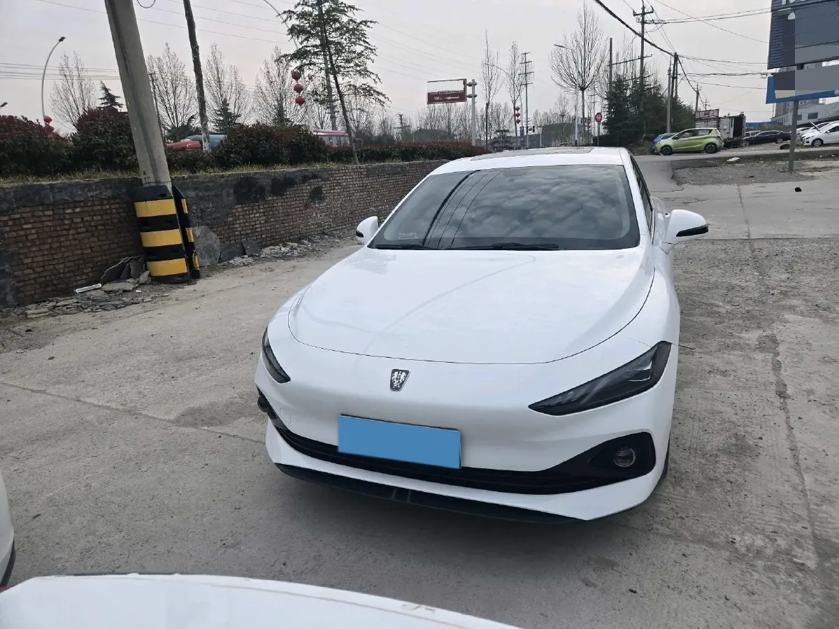 2025 Roewe D7 1.5L 112HP L4 1DHT PHEV 19.7KWH,autocango,china used car exporter,china ev exporter,chinese used car exporter,chinese used ev exporter