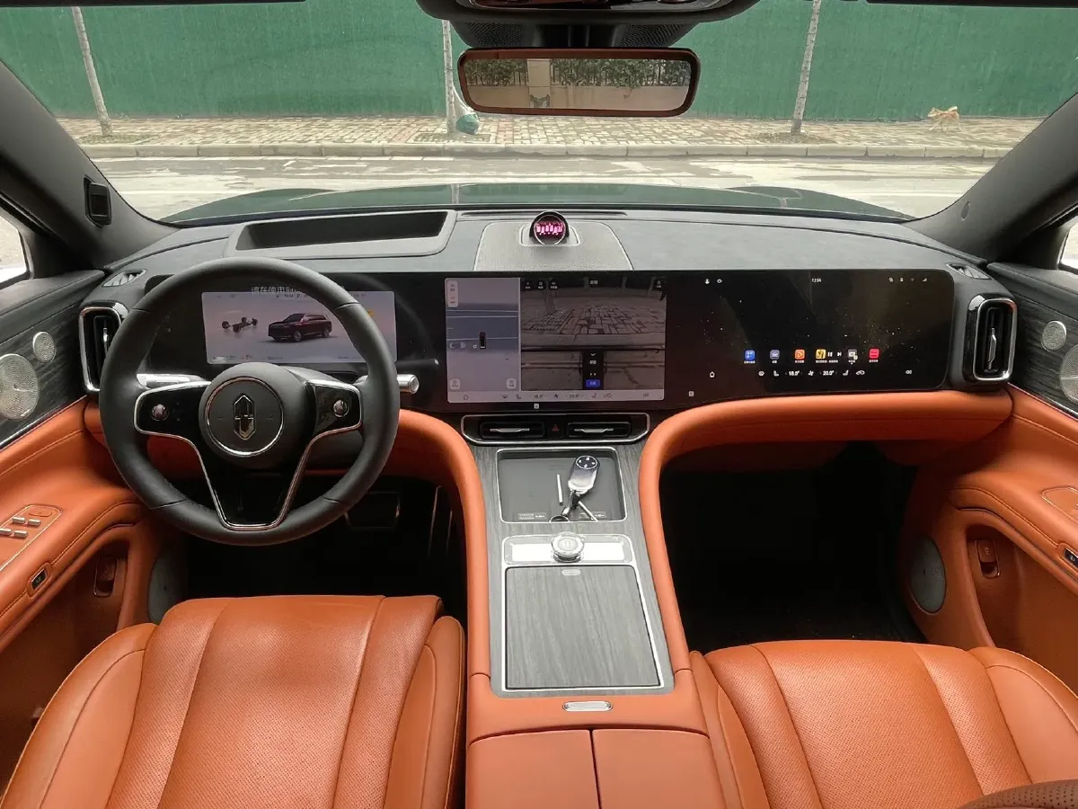 2025 AITO AITO M9 REEV 160HP REEV 52KWH,autocango,china used car exporter,china ev exporter,chinese used car exporter,chinese used ev exporter