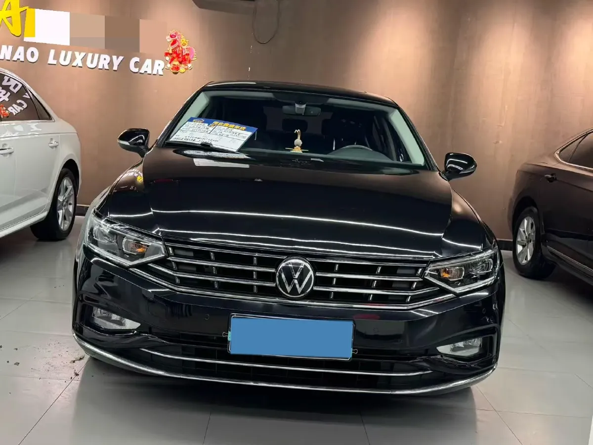 2020 Volkswagen Magotan 2.0T 186HP L4 7DCT,autocango,china used car exporter,china ev exporter,chinese used car exporter,chinese used ev exporter