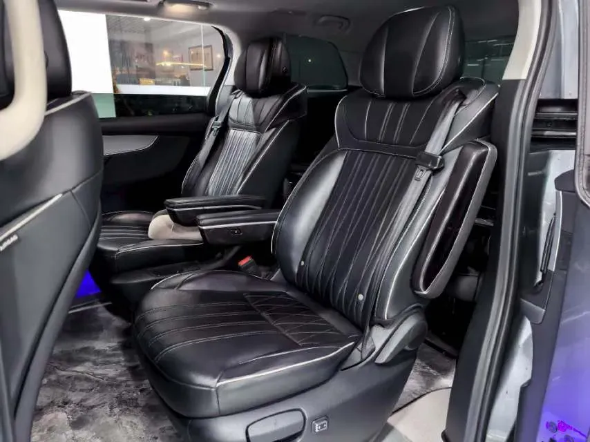 2023 Roewe iMAX8 2.0T 234HP L4 8AT,autocango,china used car exporter,china ev exporter,chinese used car exporter,chinese used ev exporter