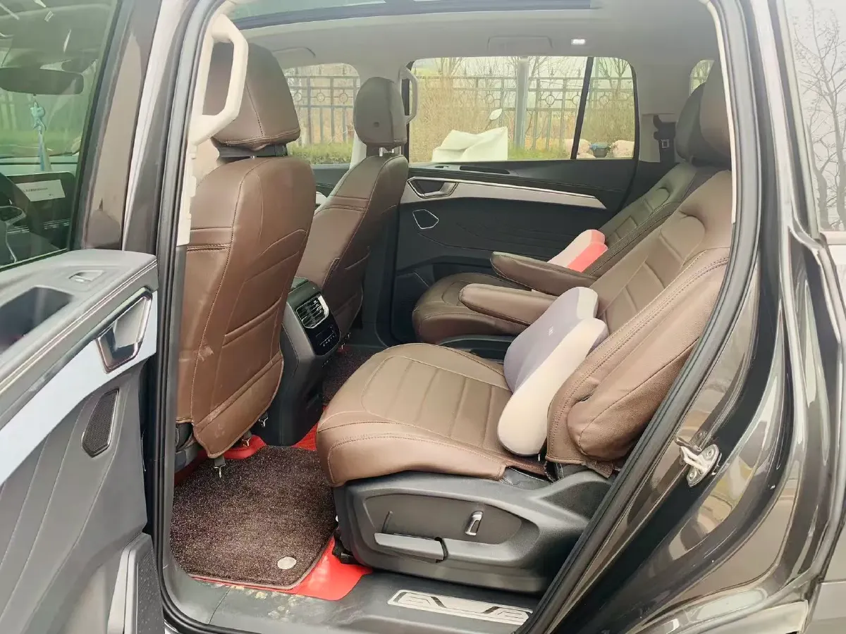 2024 Volkswagen Talagon 2.0T 220HP L4 7DCT,autocango,china used car exporter,china ev exporter,chinese used car exporter,chinese used ev exporter