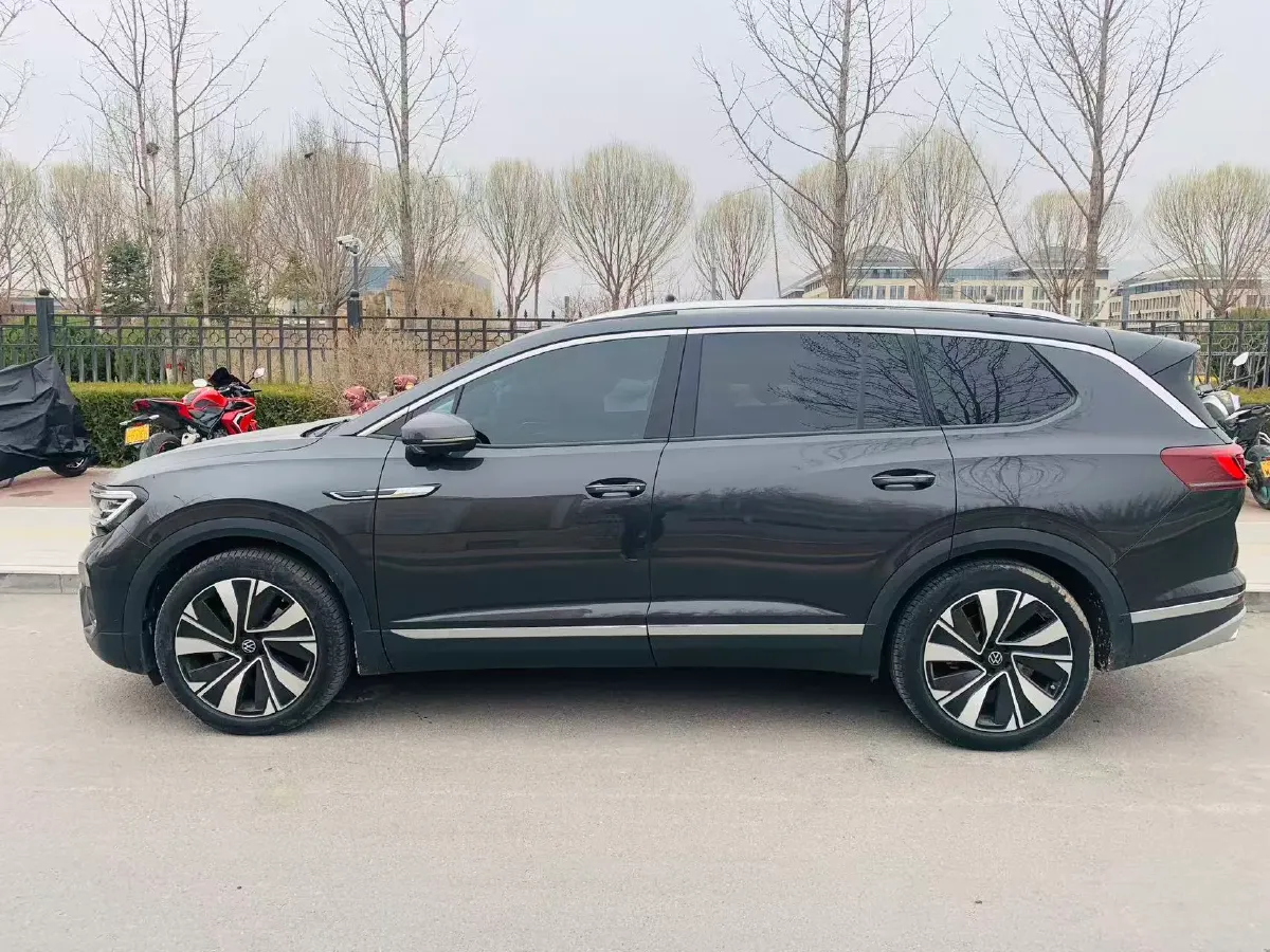 2024 Volkswagen Talagon 2.0T 220HP L4 7DCT,autocango,china used car exporter,china ev exporter,chinese used car exporter,chinese used ev exporter