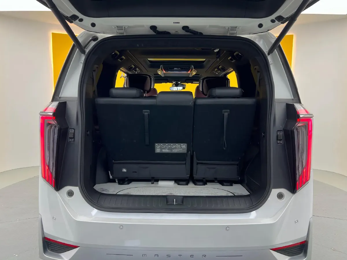 2023 GAC Trumpchi M8 2.0T 252HP L4 8AT,autocango,china used car exporter,china ev exporter,chinese used car exporter,chinese used ev exporter