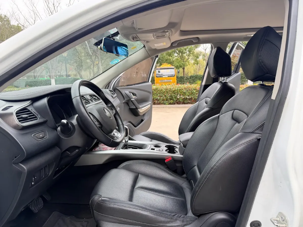 2017 Renault Kadjar 2.0L 150HP L4 CVT,autocango,china used car exporter,china ev exporter,chinese used car exporter,chinese used ev exporter