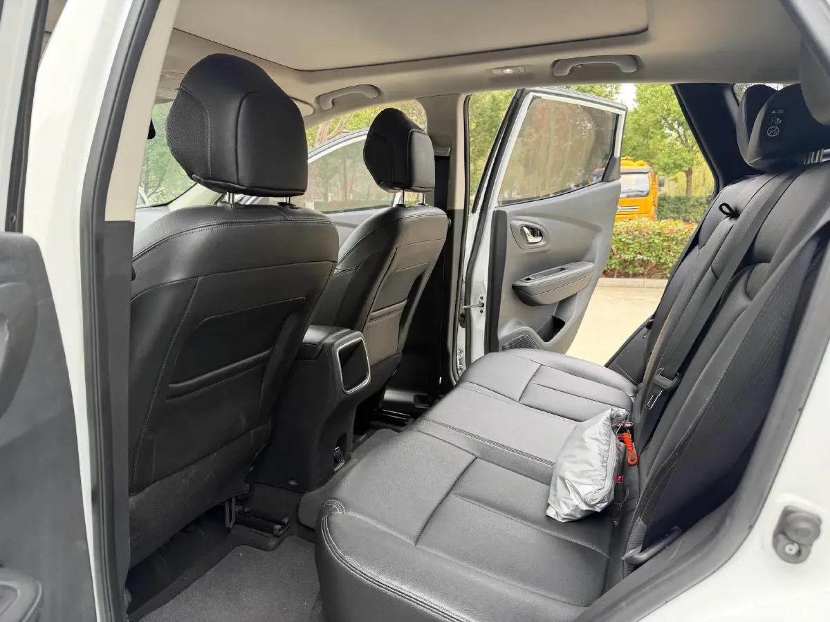 2017 Renault Kadjar 2.0L 150HP L4 CVT,autocango,china used car exporter,china ev exporter,chinese used car exporter,chinese used ev exporter