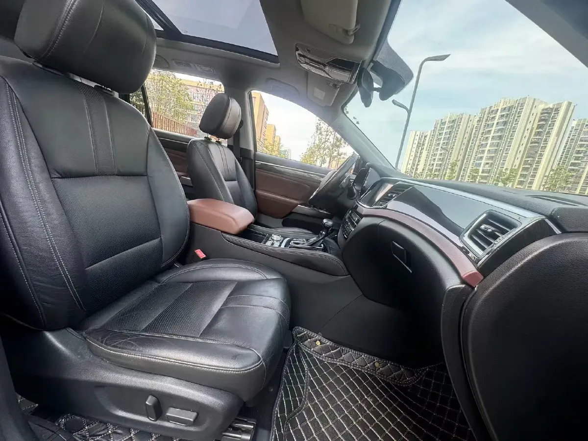 2017 GAC Trumpchi GS8 2.0T 201HP L4 6AT,autocango,china used car exporter,china ev exporter,chinese used car exporter,chinese used ev exporter