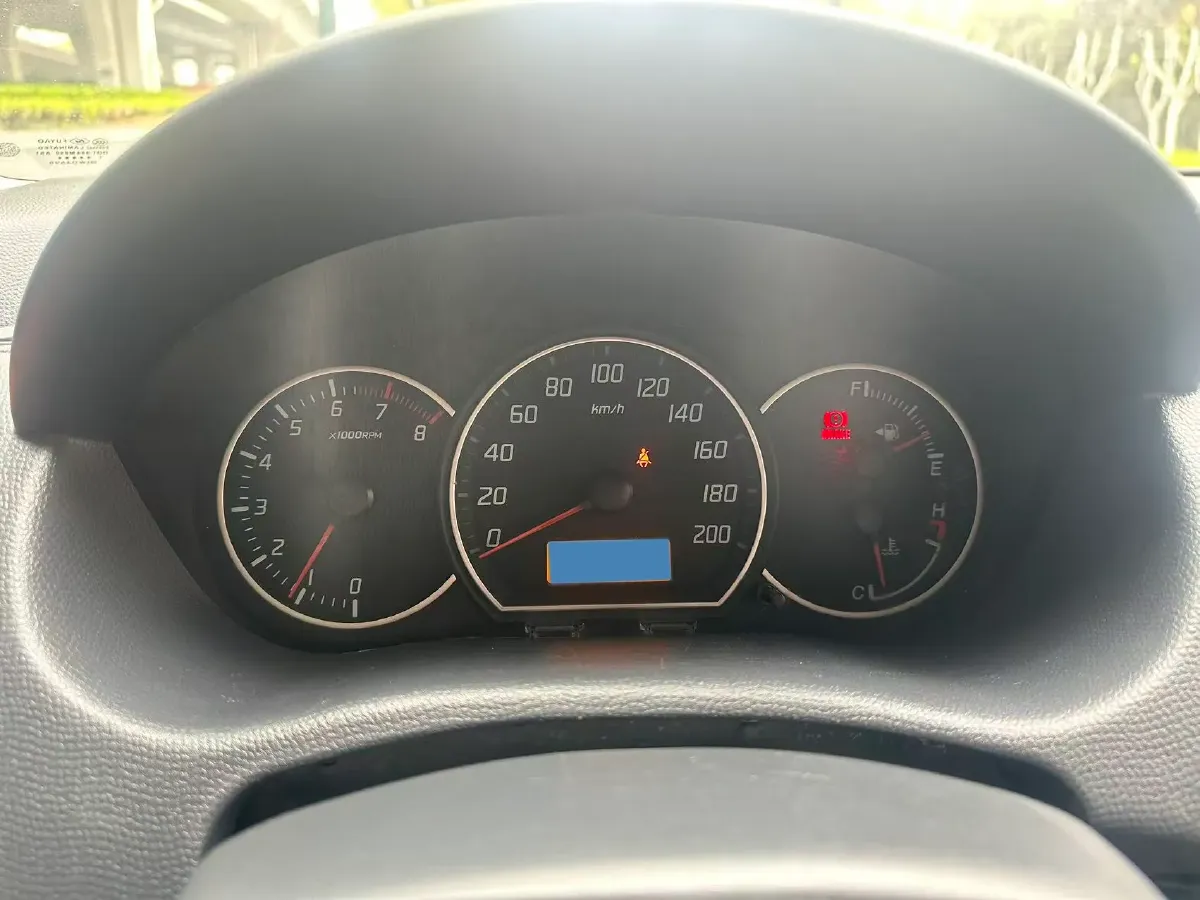 2016 Suzuki Swift 1.5L 103HP L4 4AT,autocango,china used car exporter,china ev exporter,chinese used car exporter,chinese used ev exporter