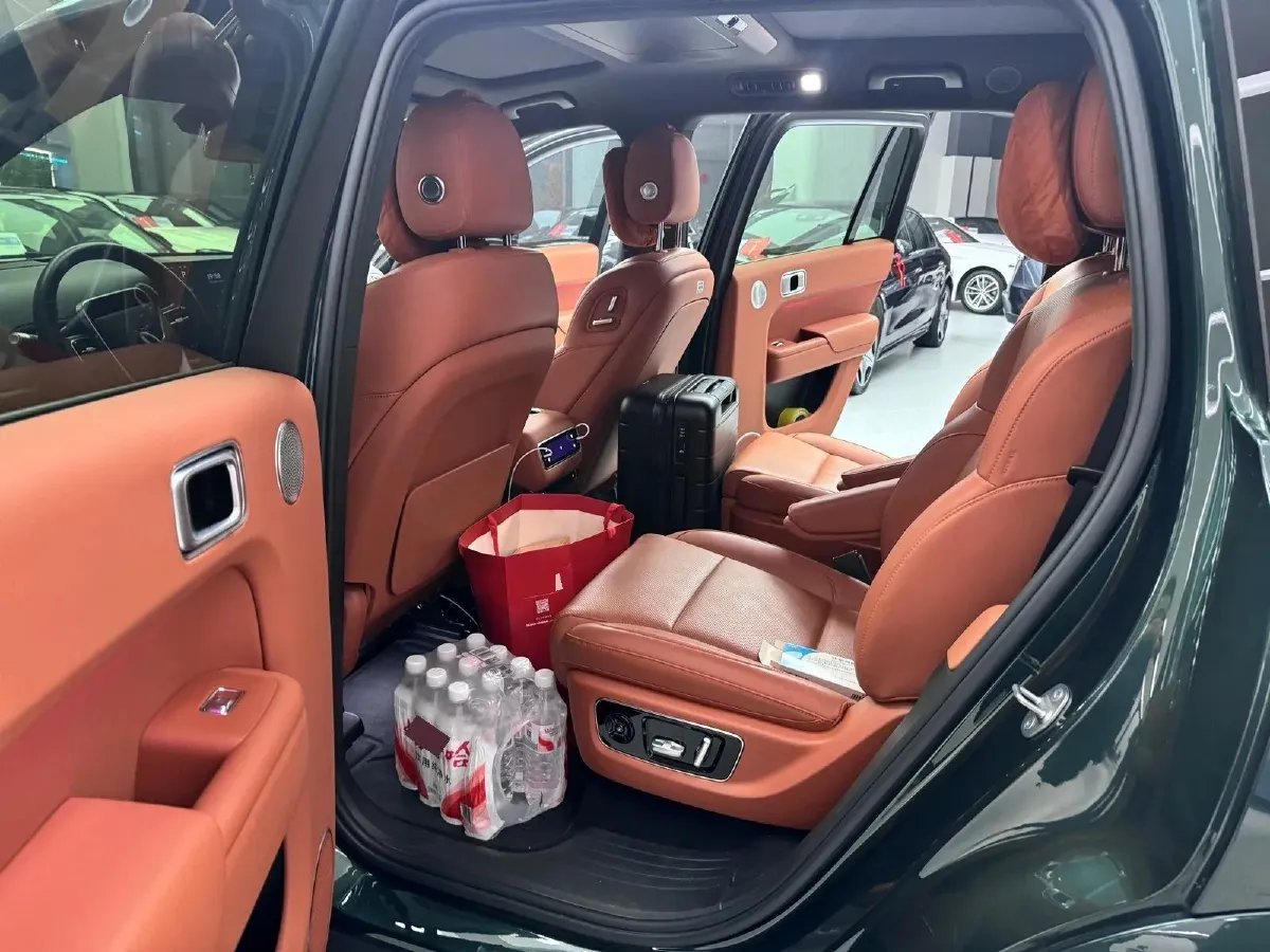 2024 Li L9 Range Extended 154HP REEV 52.3KWH,autocango,china used car exporter,china ev exporter,chinese used car exporter,chinese used ev exporter