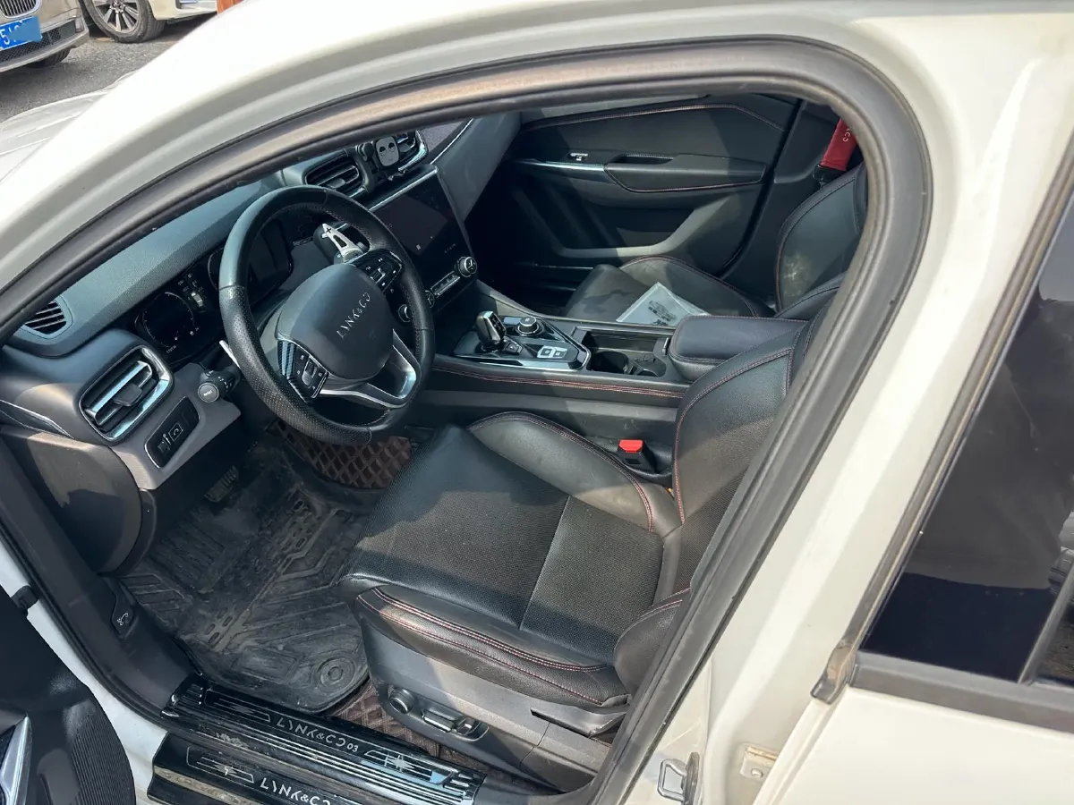 2019 LYNK&CO 03 2.0T 190HP L4 6AT,autocango,china used car exporter,china ev exporter,chinese used car exporter,chinese used ev exporter