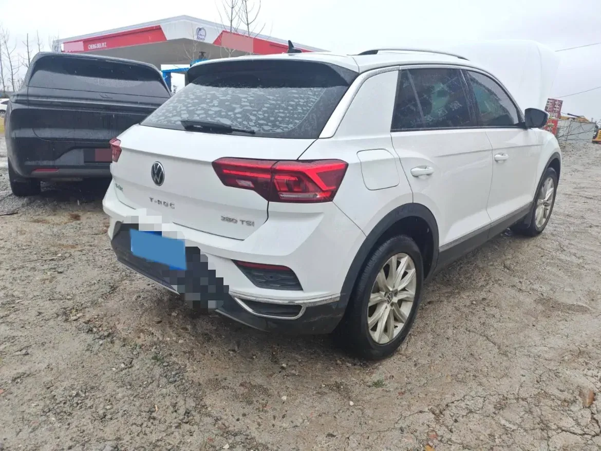 2020 Volkswagen T-Roc 1.4T 150HP L4 7DCT,autocango,china used car exporter,china ev exporter,chinese used car exporter,chinese used ev exporter