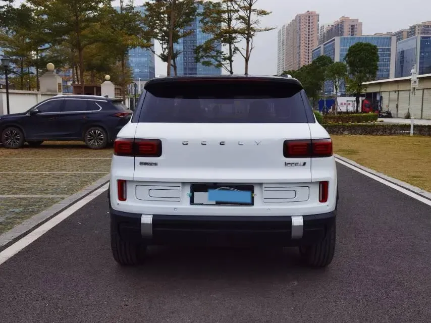 2023 Geely ICON 1.5T 181HP L4 7DCT,autocango,china used car exporter,china ev exporter,chinese used car exporter,chinese used ev exporter