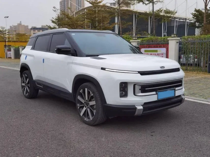 2023 Geely ICON 1.5T 181HP L4 7DCT,autocango,china used car exporter,china ev exporter,chinese used car exporter,chinese used ev exporter
