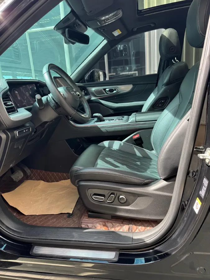 2022 GAC Trumpchi GS8 2.0T 252HP L4 8AT,autocango,china used car exporter,china ev exporter,chinese used car exporter,chinese used ev exporter