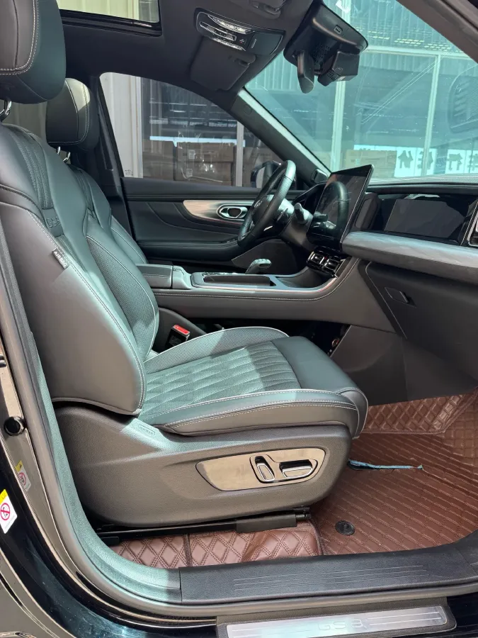 2022 GAC Trumpchi GS8 2.0T 252HP L4 8AT,autocango,china used car exporter,china ev exporter,chinese used car exporter,chinese used ev exporter