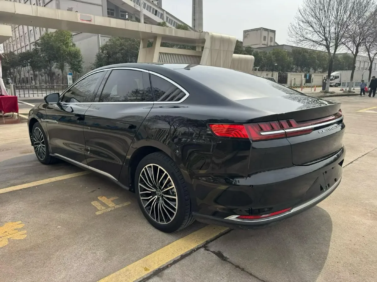 2020 WEY VV7 2.0T 227HP L4 7DCT PHEV,autocango,china used car exporter,china ev exporter,chinese used car exporter,chinese used ev exporter