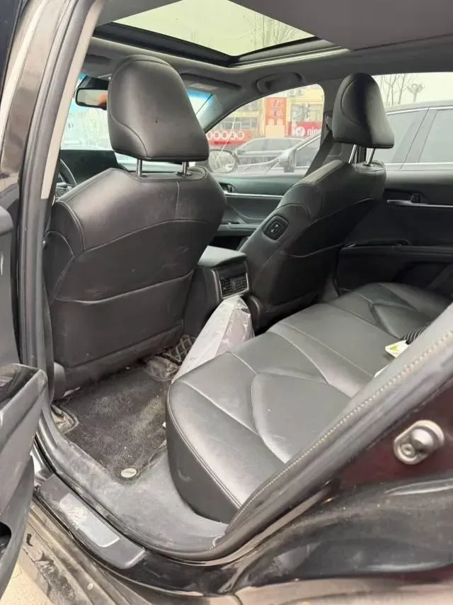 2021 Toyota Camry 2.5L 209HP L4 8AT,autocango,china used car exporter,china ev exporter,chinese used car exporter,chinese used ev exporter