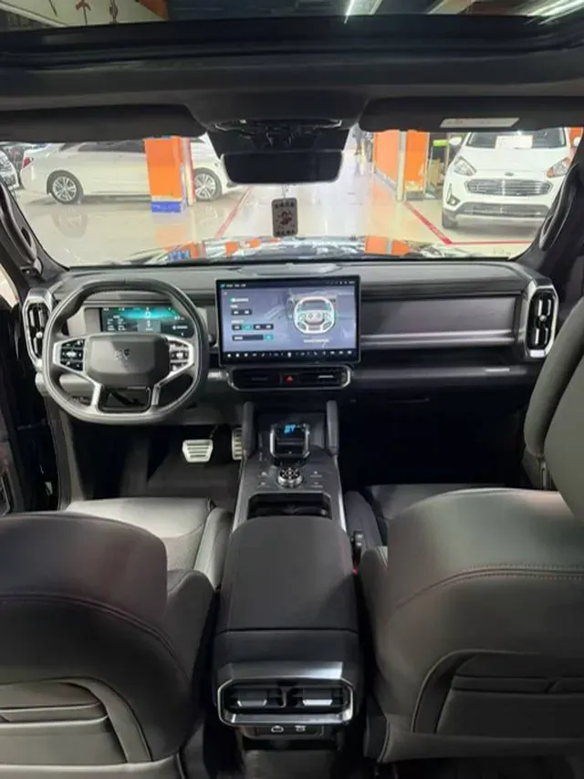 2023 Jetour Traveller 2.0T 254HP L4 8AT,autocango,china used car exporter,china ev exporter,chinese used car exporter,chinese used ev exporter