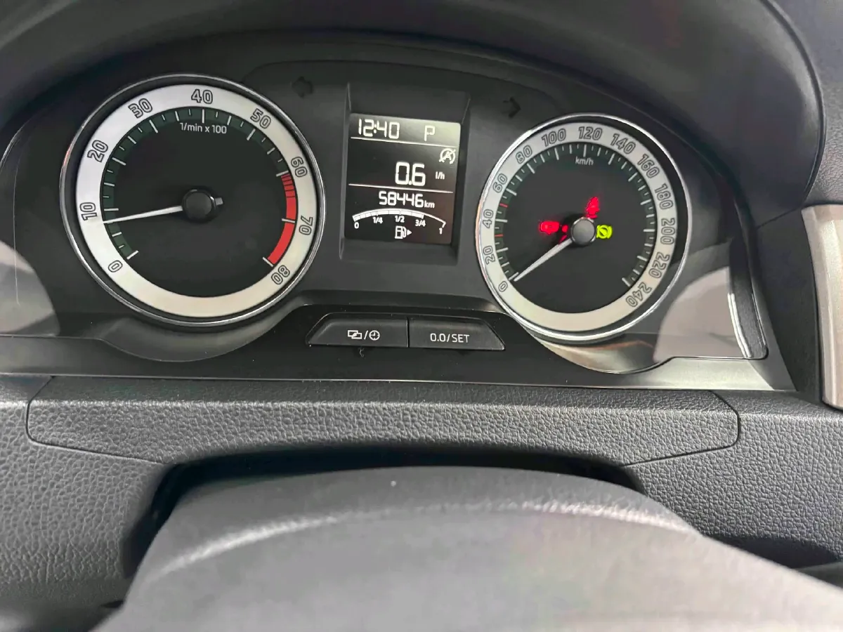 2019 SWM G01 1.5T 156HP L4 6AT,autocango,china used car exporter,china ev exporter,chinese used car exporter,chinese used ev exporter