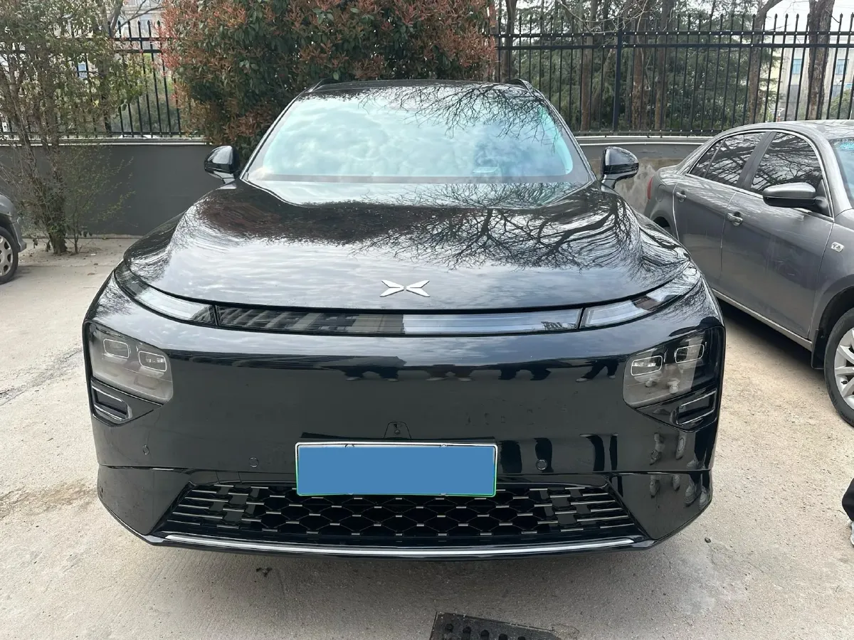 2024 Xpeng G9 BEV 98KWH,autocango,china used car exporter,china ev exporter,chinese used car exporter,chinese used ev exporter