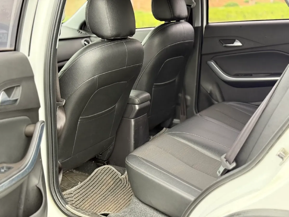 2020 Chery Tiggo 3x 1.5L 116HP L4 5MT,autocango,china used car exporter,china ev exporter,chinese used car exporter,chinese used ev exporter