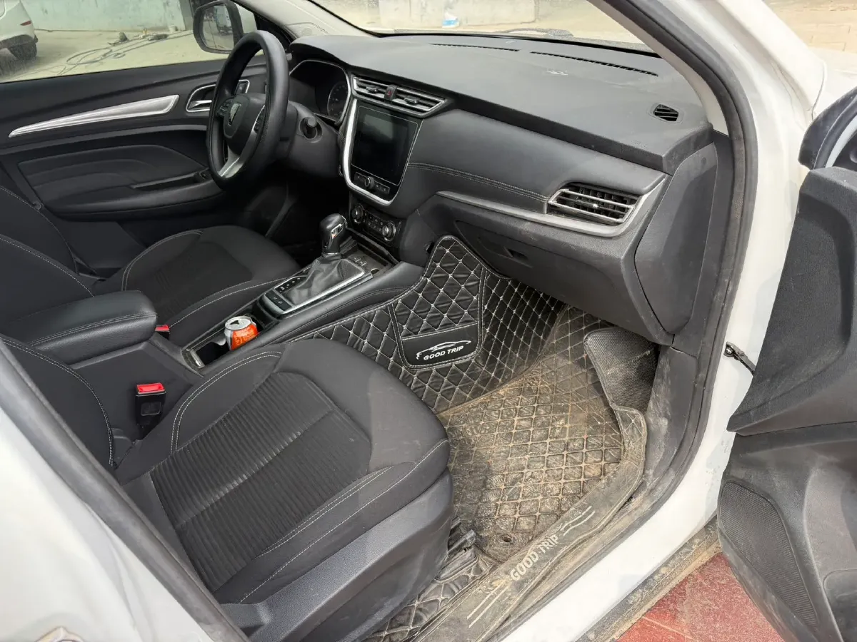 2020 Roewe RX3 1.6L 125HP L4 CVT,autocango,china used car exporter,china ev exporter,chinese used car exporter,chinese used ev exporter