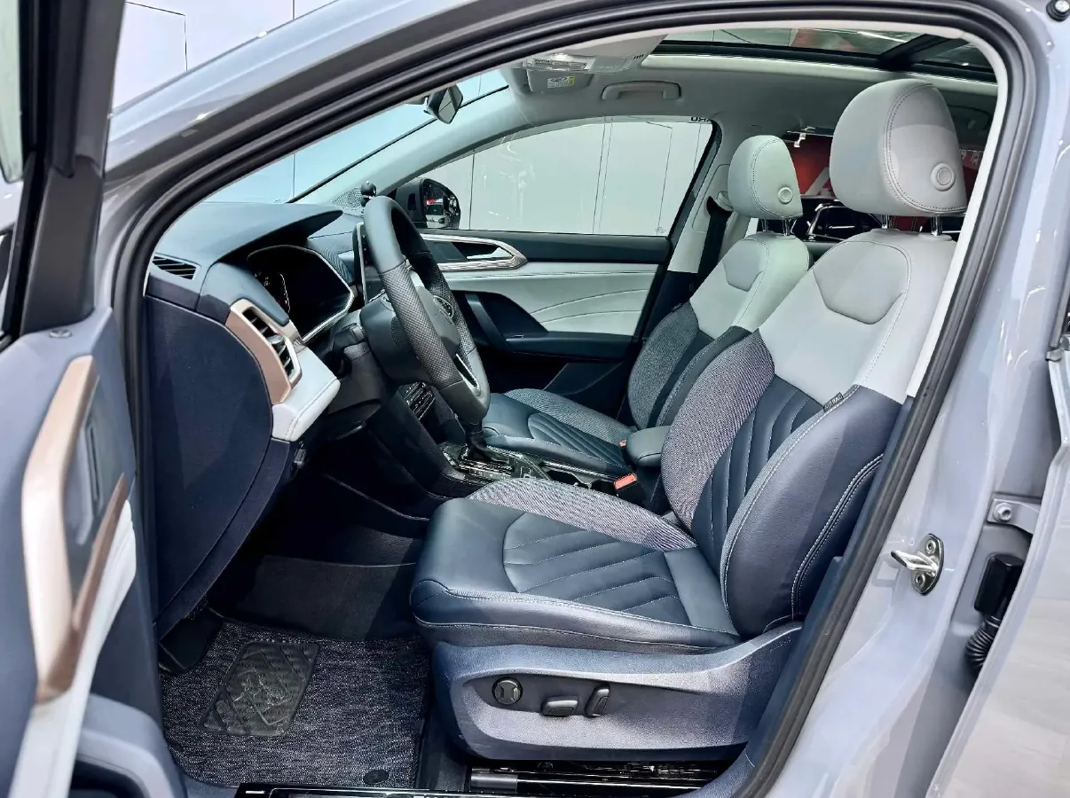 2023 Volkswagen Tharu 1.5T 160HP L4 7DCT,autocango,china used car exporter,china ev exporter,chinese used car exporter,chinese used ev exporter