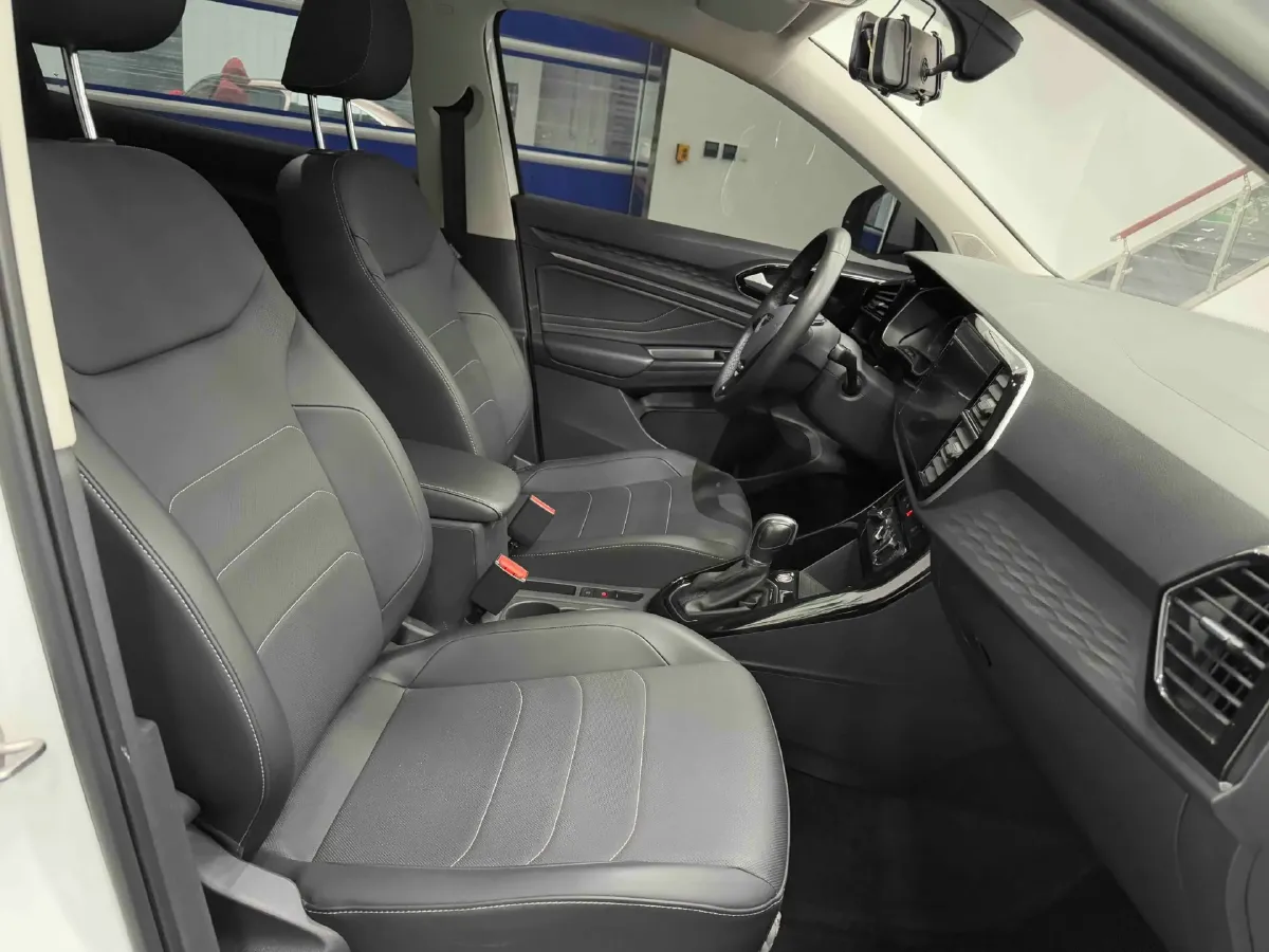 2021 Jetta VS7 1.4T 150HP L4 6AT,autocango,china used car exporter,china ev exporter,chinese used car exporter,chinese used ev exporter