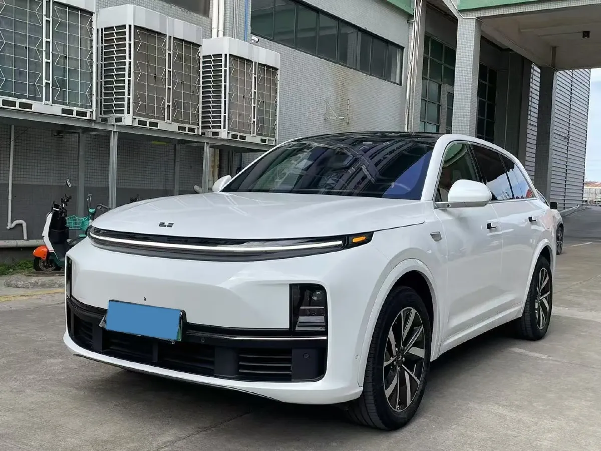 2023 Li L7 Range Extended 154HP REEV 40.9KWH,autocango,china used car exporter,china ev exporter,chinese used car exporter,chinese used ev exporter