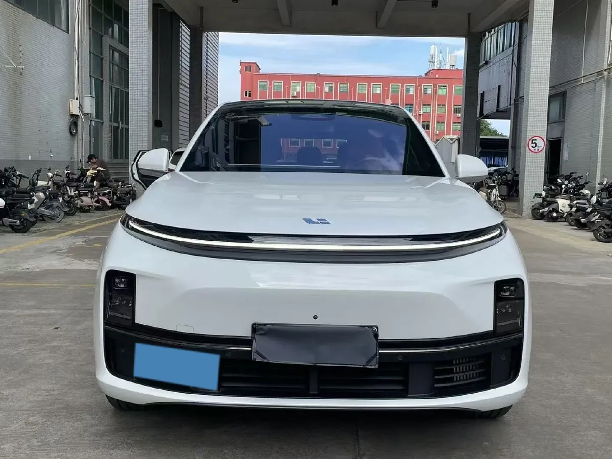 2023 Li L7 Range Extended 154HP REEV 40.9KWH,autocango,china used car exporter,china ev exporter,chinese used car exporter,chinese used ev exporter