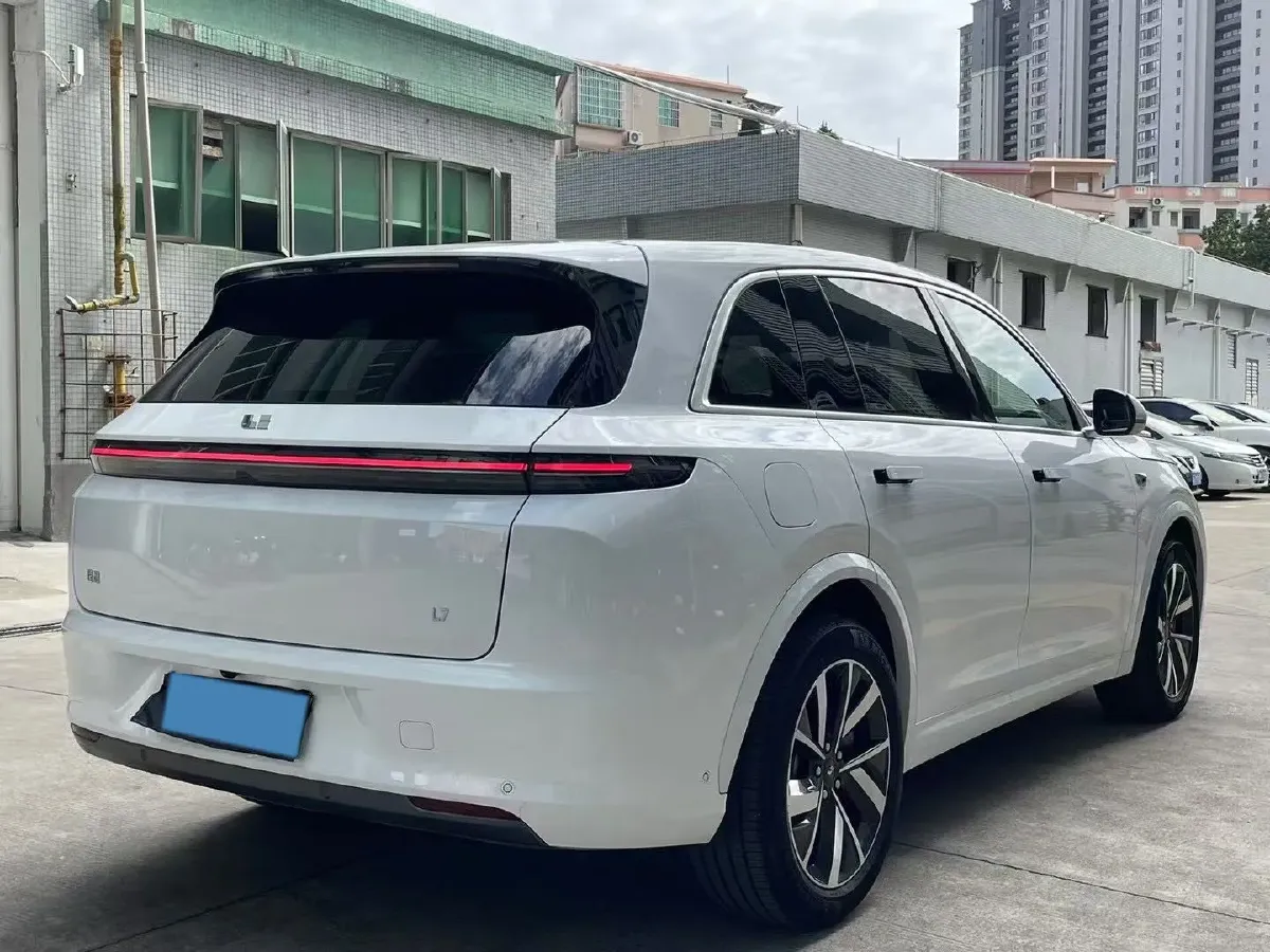 2023 Li L7 Range Extended 154HP REEV 40.9KWH,autocango,china used car exporter,china ev exporter,chinese used car exporter,chinese used ev exporter