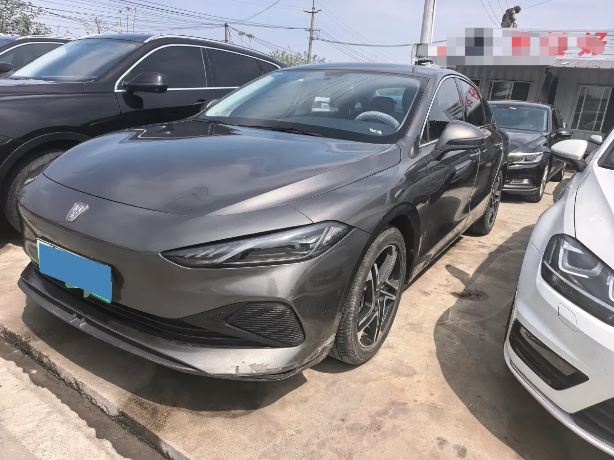 2023 Roewe D7 1.5L 112HP L4 1DHT PHEV 21.4KWH,autocango,china used car exporter,china ev exporter,chinese used car exporter,chinese used ev exporter