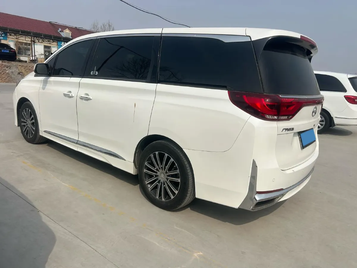 2021 GAC Trumpchi M8 2.0T 252HP L4 8AT,autocango,china used car exporter,china ev exporter,chinese used car exporter,chinese used ev exporter