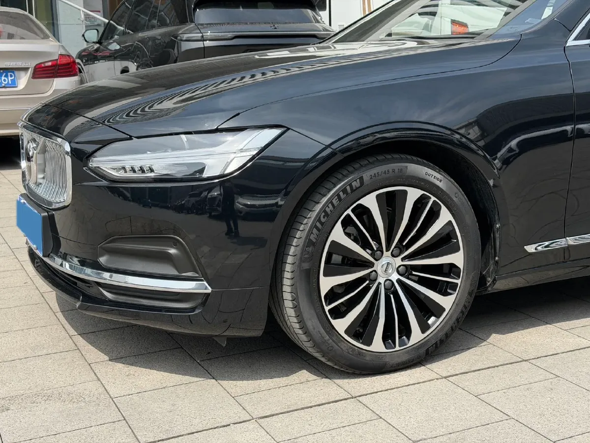 2025 Volvo S90 2.0T 250HP L4 8AT,autocango,china used car exporter,china ev exporter,chinese used car exporter,chinese used ev exporter