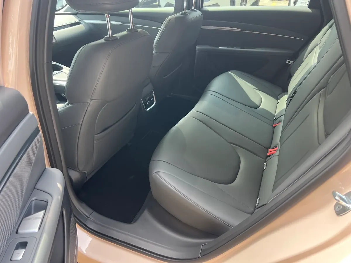 2024 Xpeng MONA M03 BEV 51.8KWH,autocango,china used car exporter,china ev exporter,chinese used car exporter,chinese used ev exporter