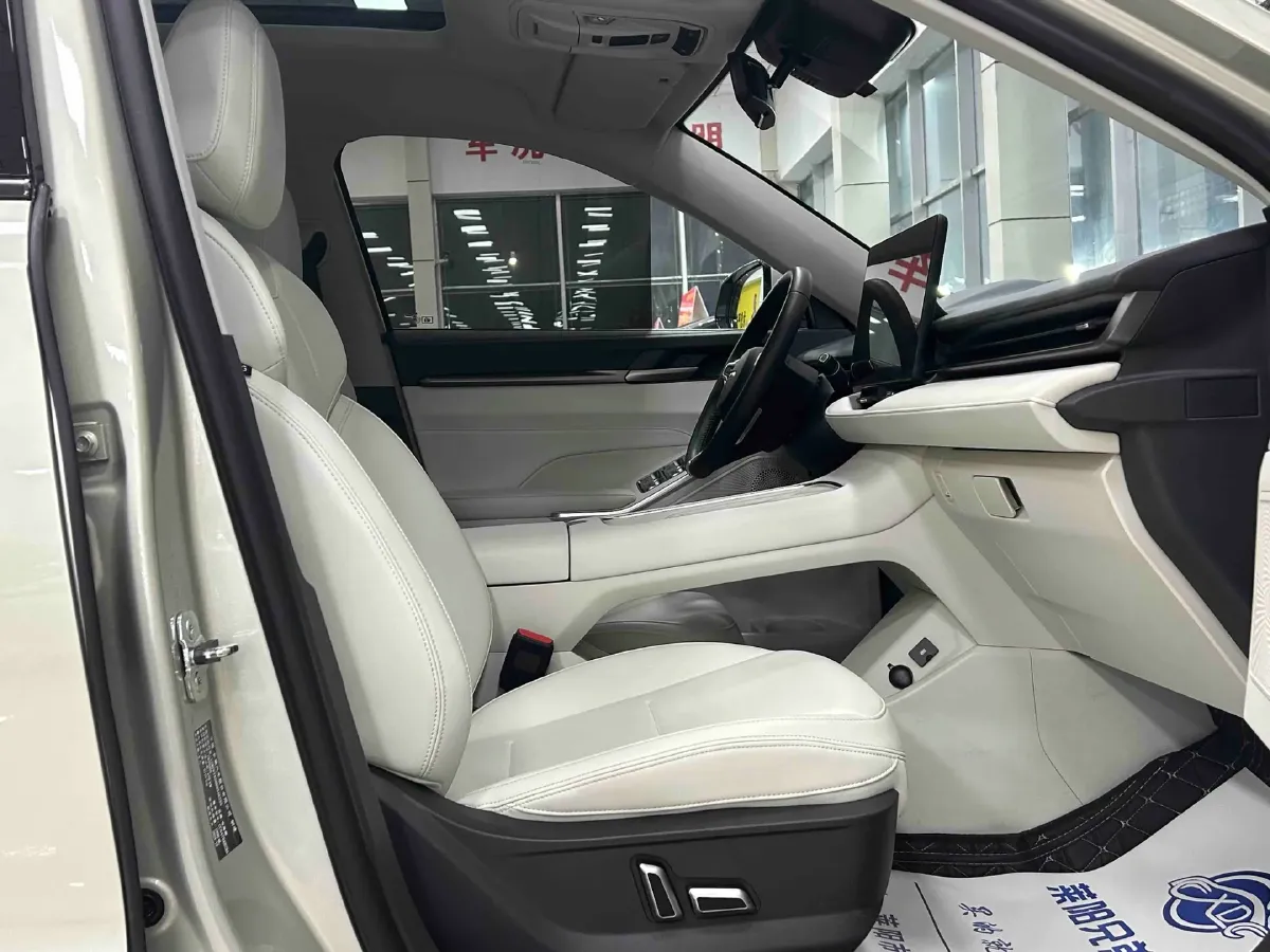 2024 Haval H6 2.0T 238HP L4 9DCT,autocango,china used car exporter,china ev exporter,chinese used car exporter,chinese used ev exporter