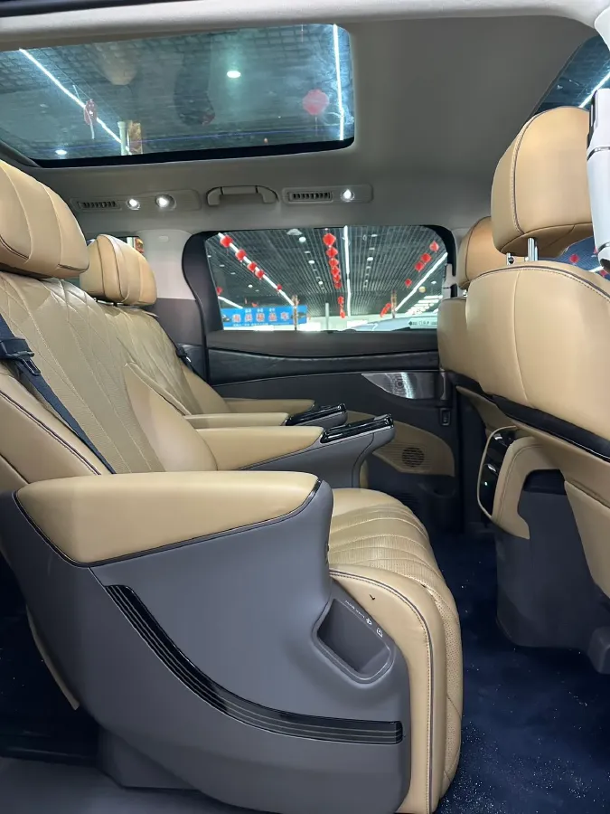 2022 HongQi HS7 3.0T 337HP V6 8AT,autocango,china used car exporter,china ev exporter,chinese used car exporter,chinese used ev exporter