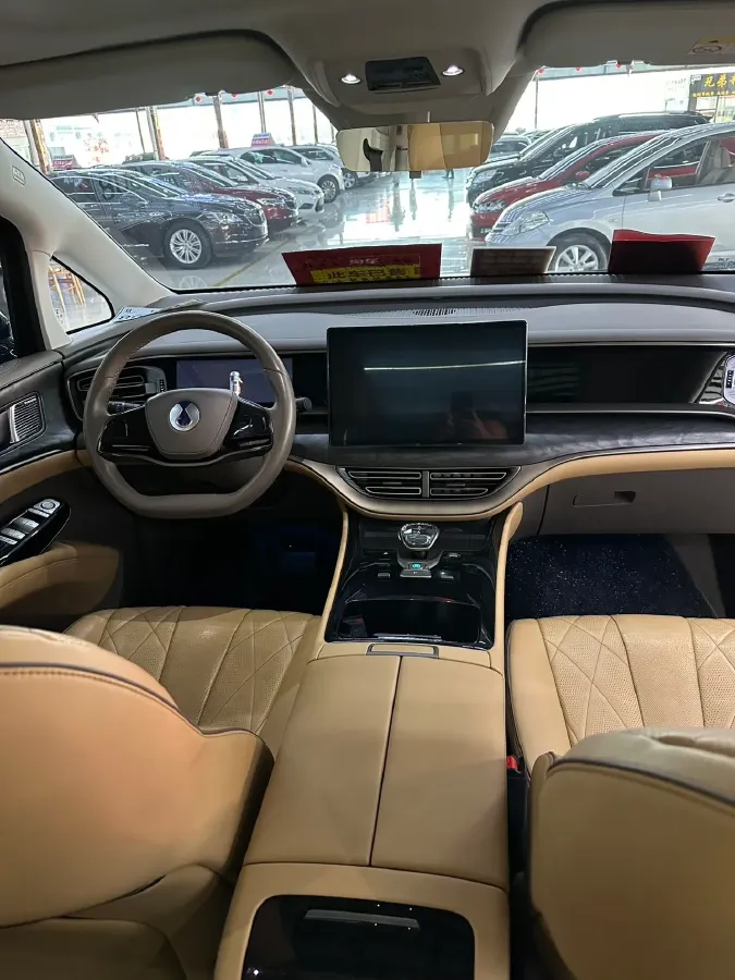 2022 HongQi HS7 3.0T 337HP V6 8AT,autocango,china used car exporter,china ev exporter,chinese used car exporter,chinese used ev exporter