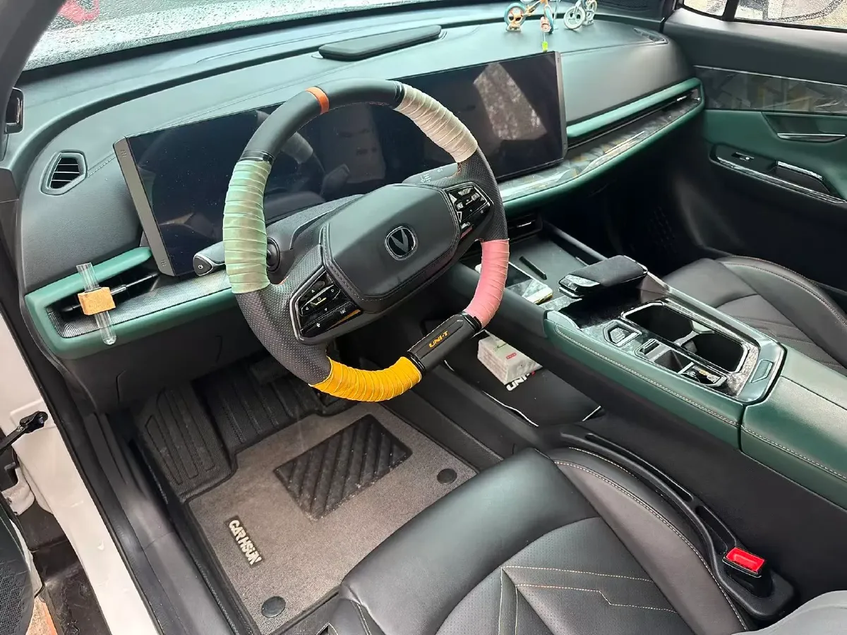 2023 ChangAn UNI-T 1.5T 188HP L4 7DCT,autocango,china used car exporter,china ev exporter,chinese used car exporter,chinese used ev exporter