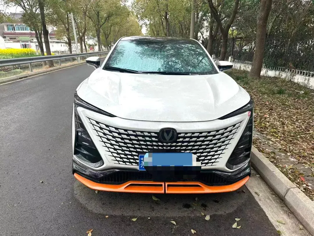 2023 ChangAn UNI-T 1.5T 188HP L4 7DCT,autocango,china used car exporter,china ev exporter,chinese used car exporter,chinese used ev exporter