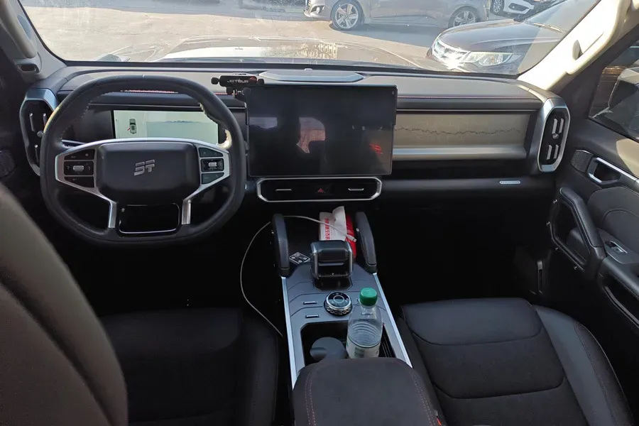 2023 Jetour Traveller 1.5T 184HP L4 7DCT,autocango,china used car exporter,china ev exporter,chinese used car exporter,chinese used ev exporter